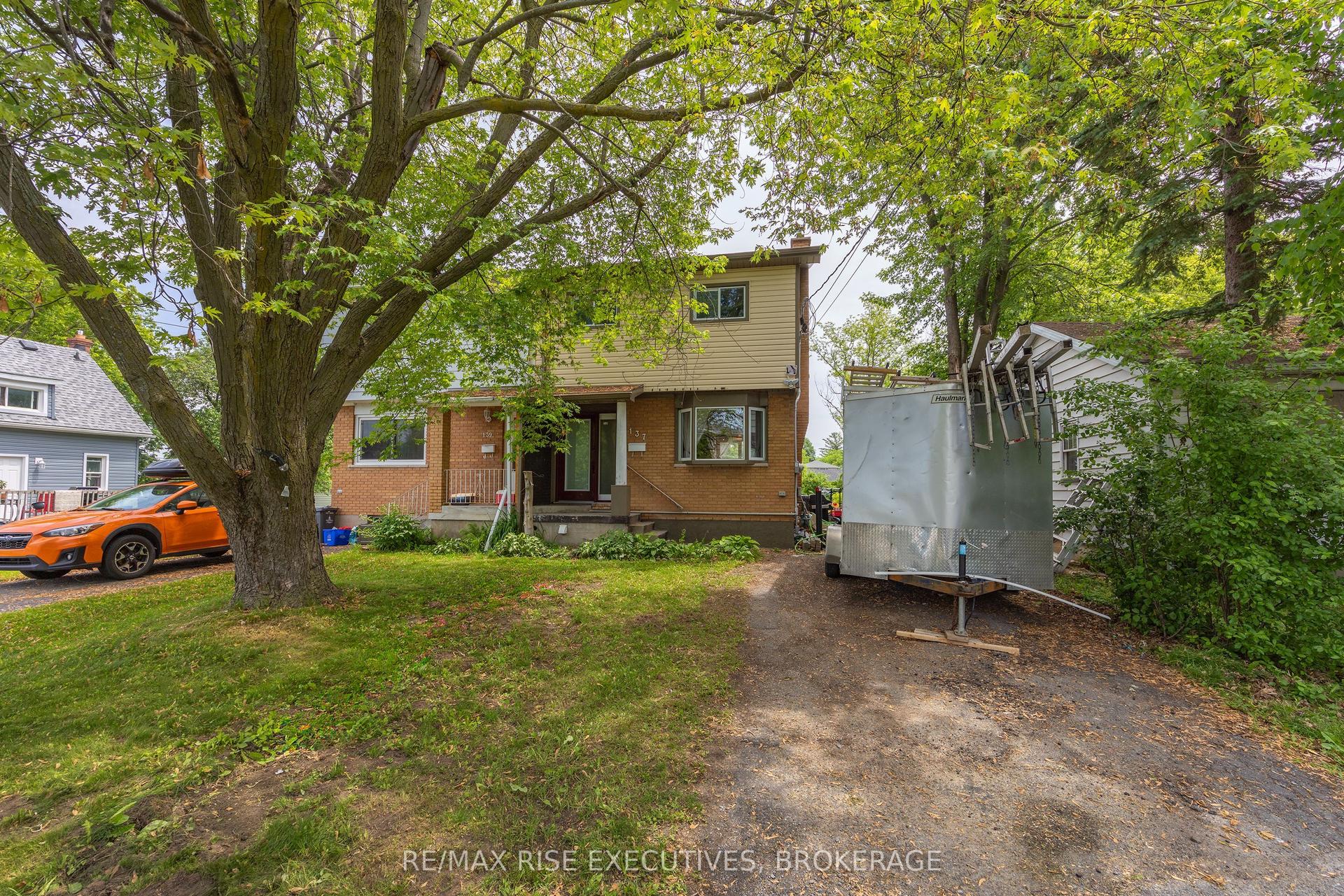 137 Ford Street — photo 1