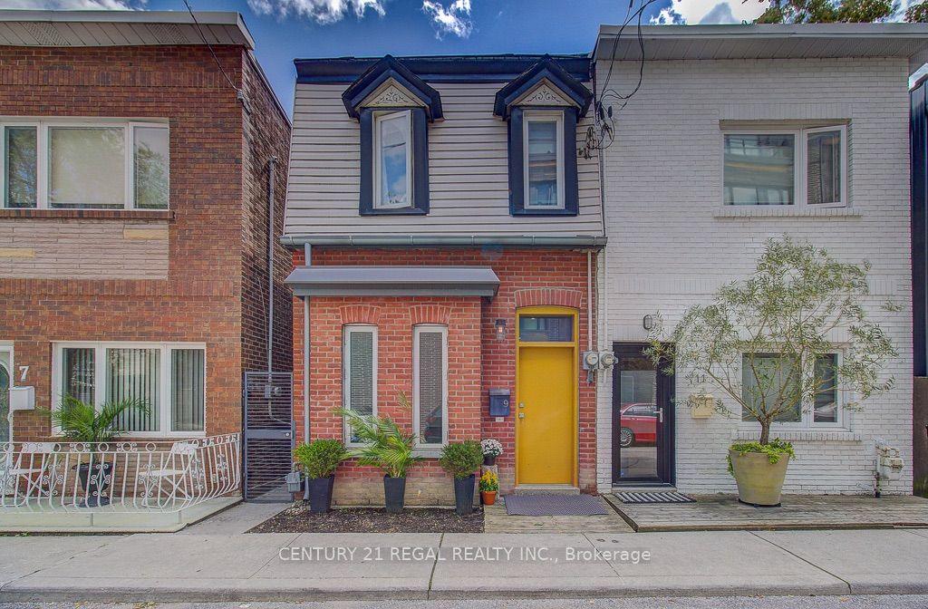 9 Rebecca Street, Toronto — Semi-Detached for sale, photo 1