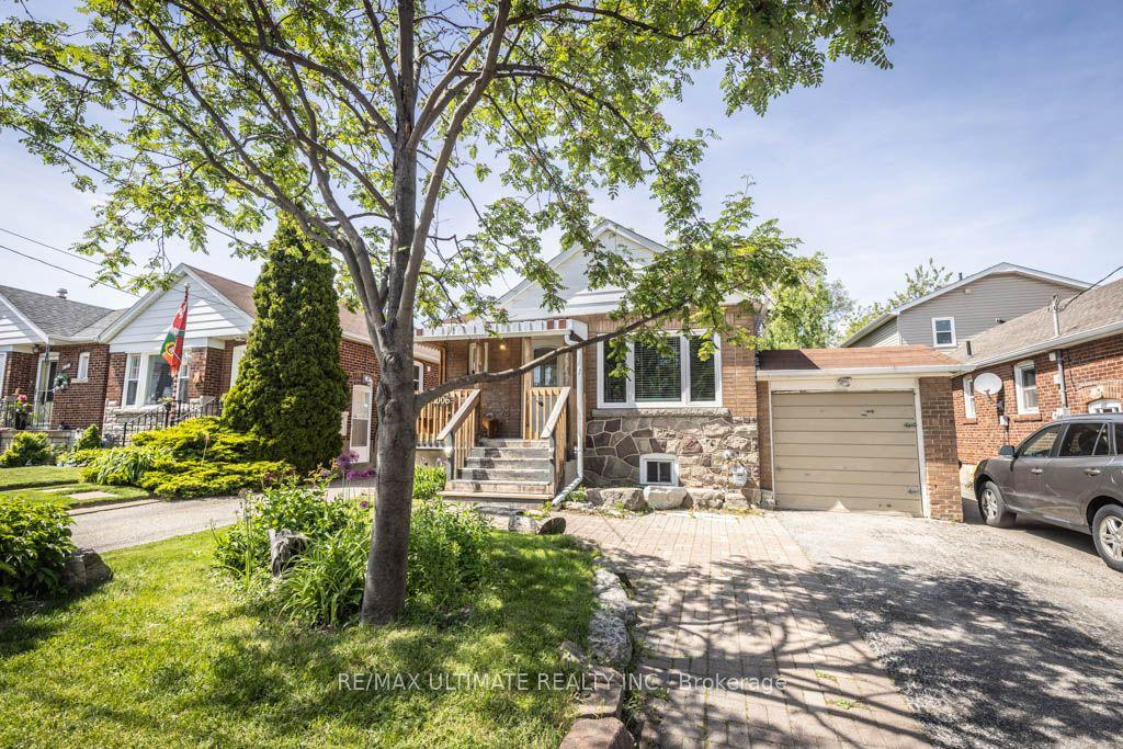 1006 Castlefield Avenue — photo 1