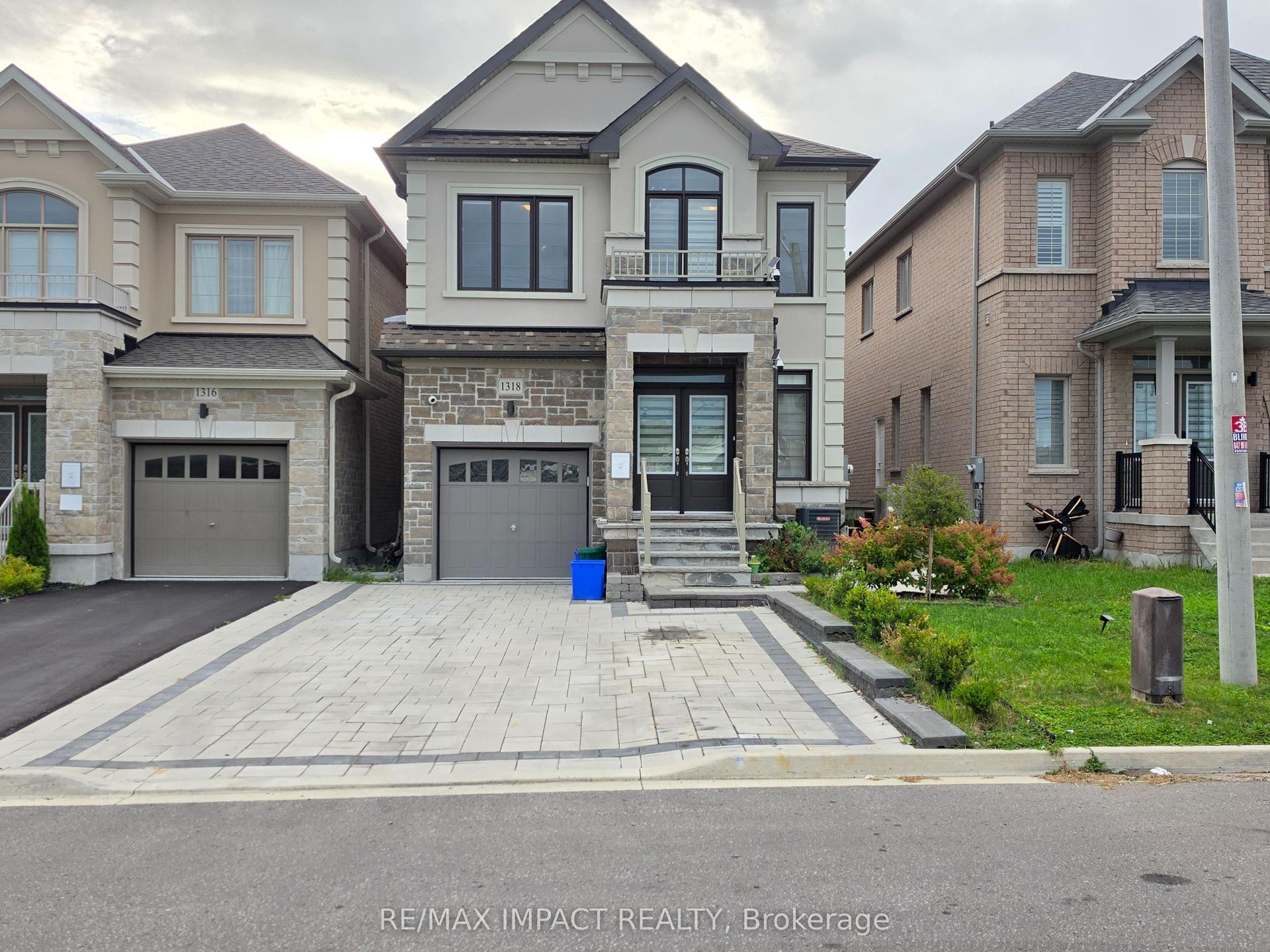 1318 Apollo Street, Oshawa — Detached for sale, photo 1