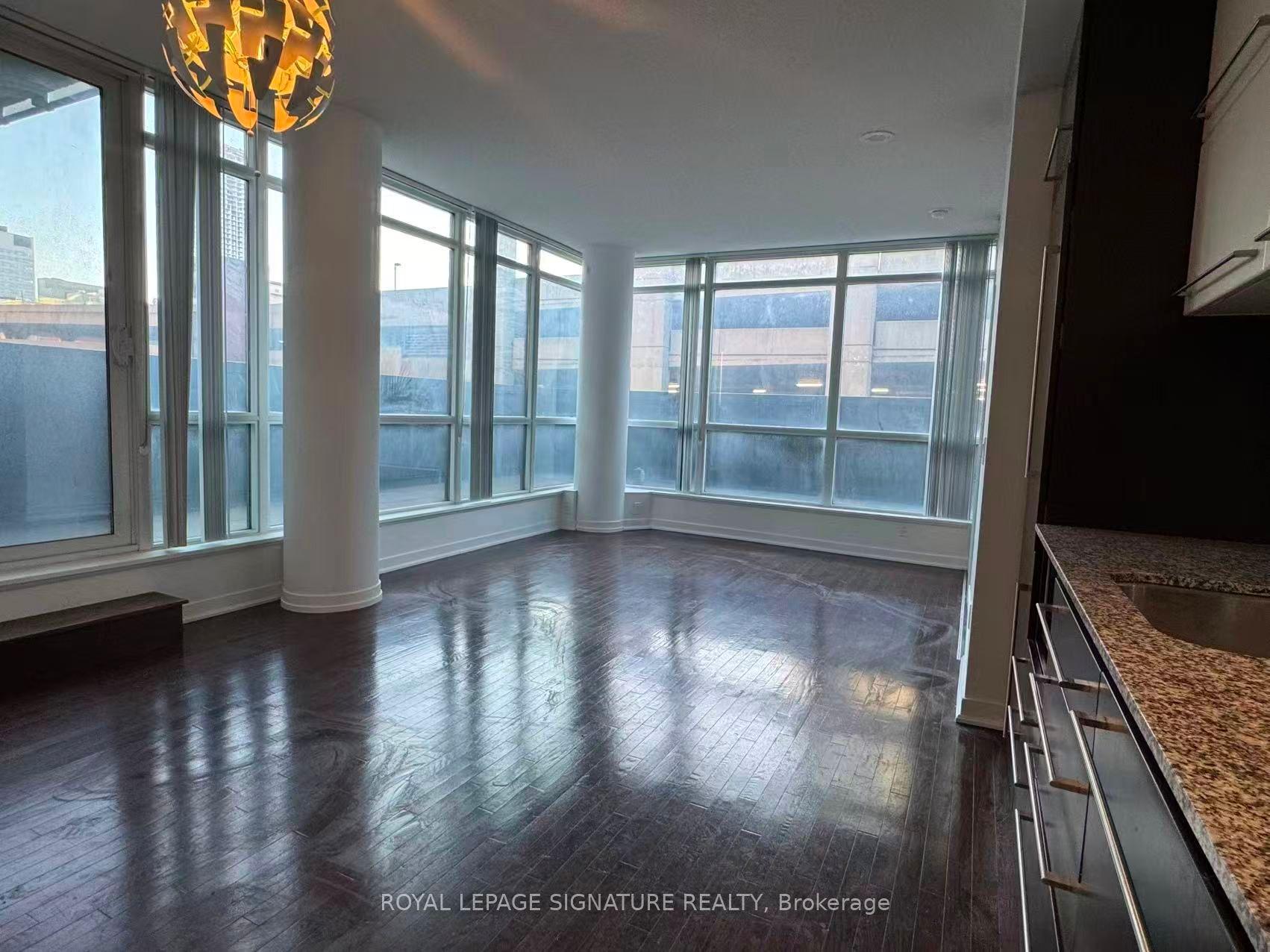 770 Bay Street 410 #410, Toronto — Condo for lease, photo 1