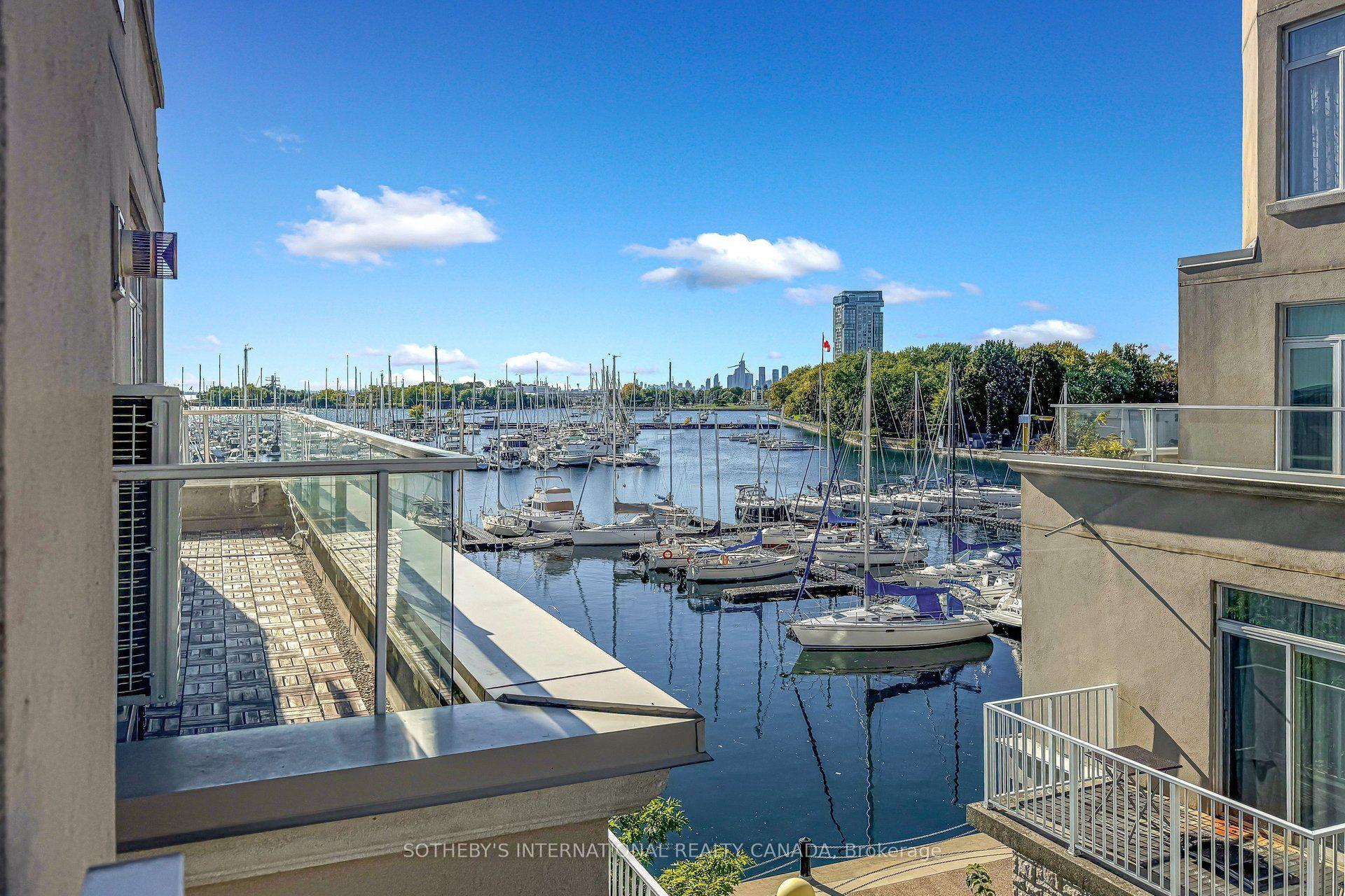 32 Stadium Road 377 #377, Toronto — Condo Town for sale, photo 1
