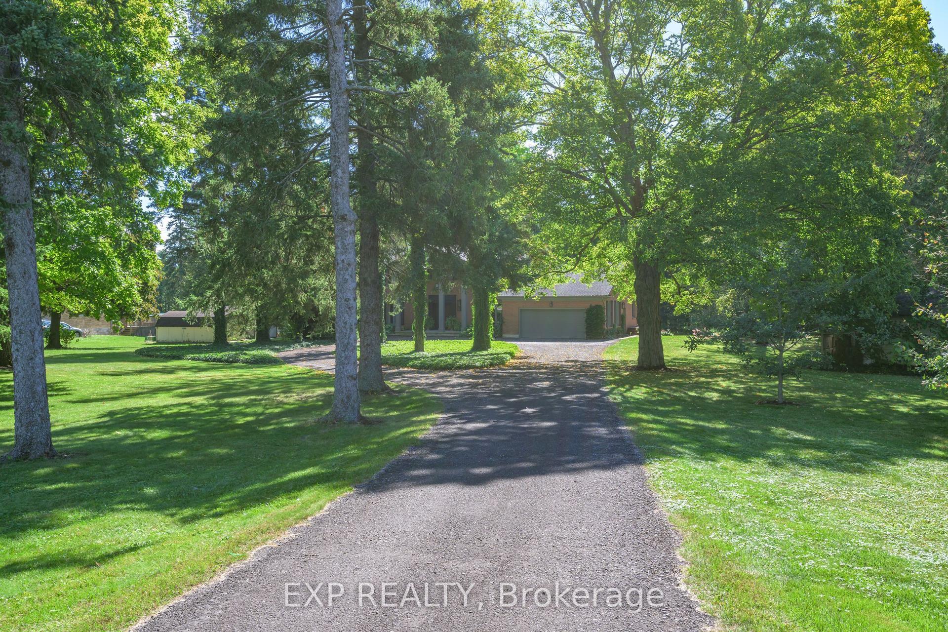 526 Talbot Road — photo 1