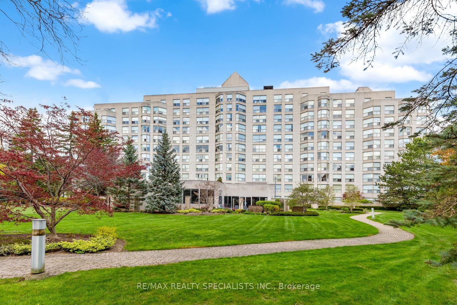 1700 THE COLLEGEWAY N/A 405 #405 — photo 1
