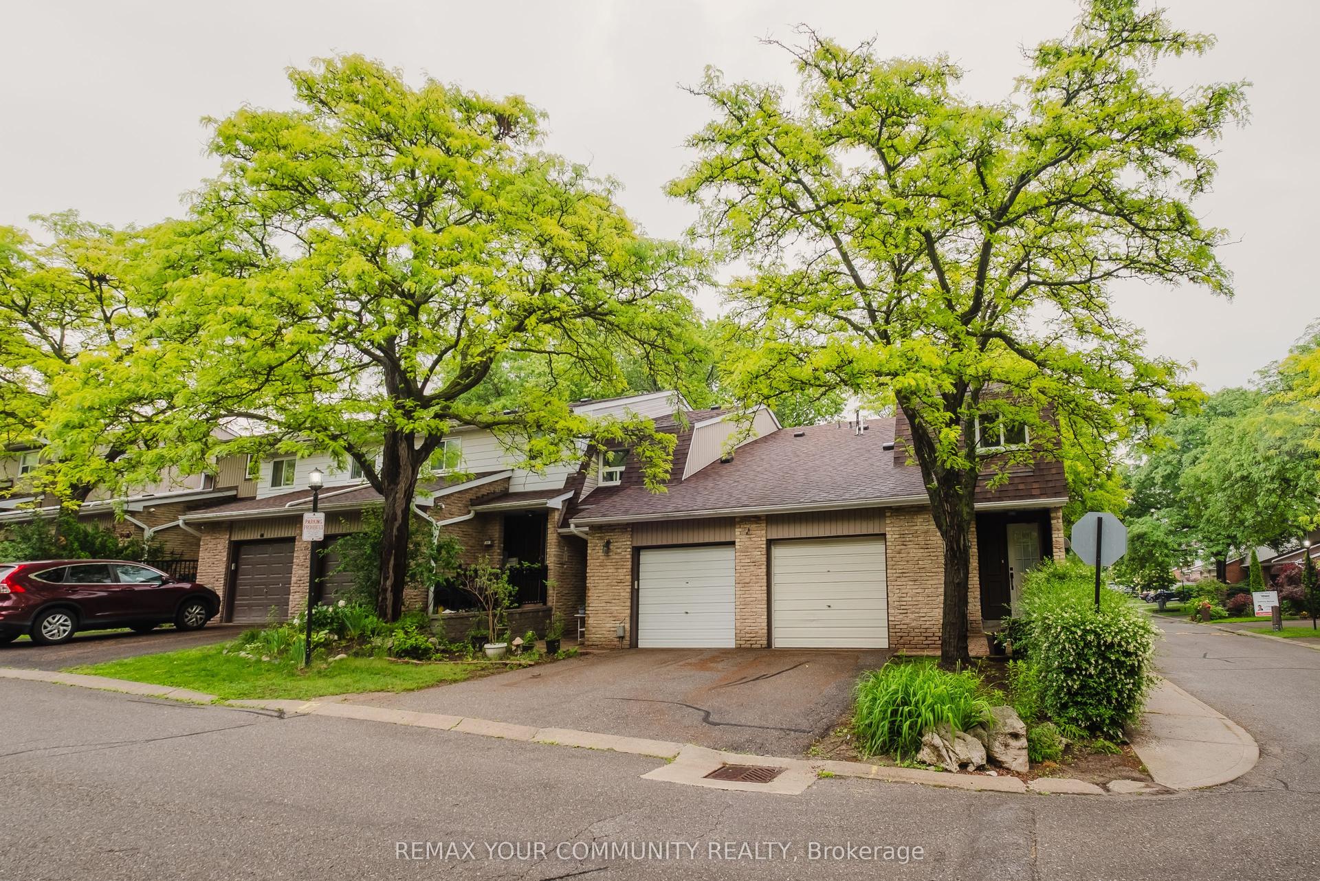 27 Dunkeld Way — photo 1