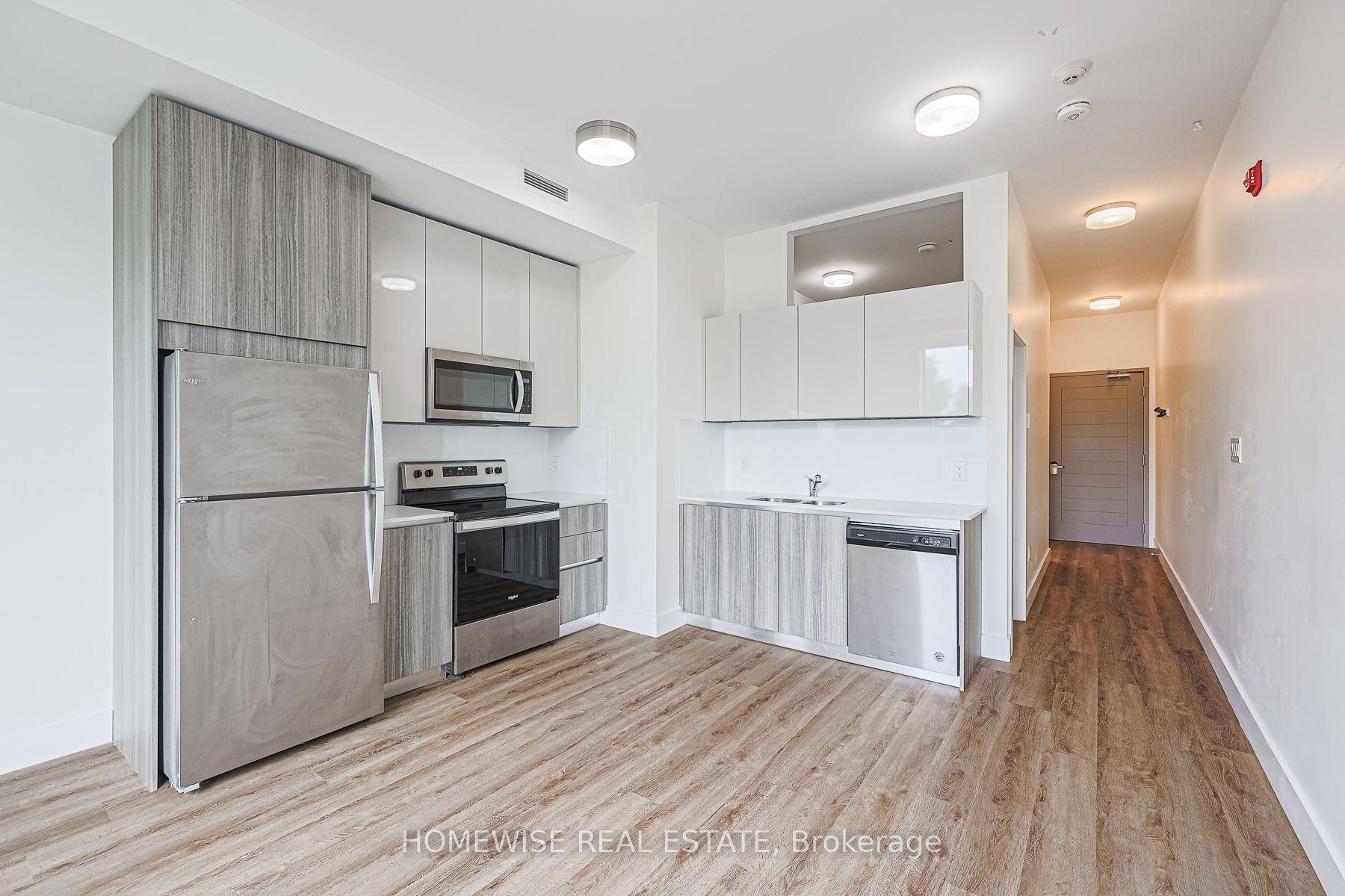 3020 Dundas Street W 204 #204 — photo 1
