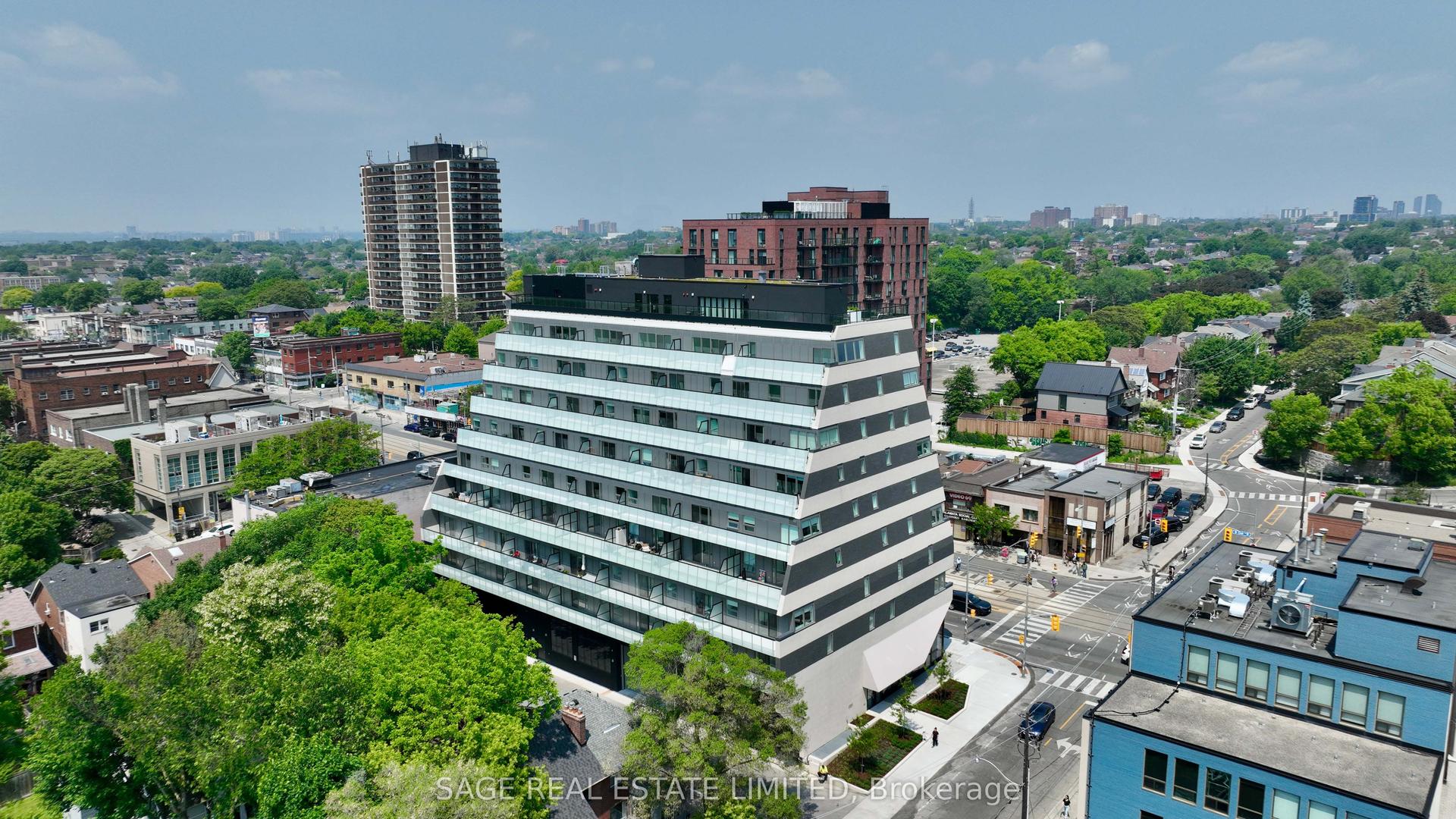 863 St Clair Avenue W 206 #206 — photo 1