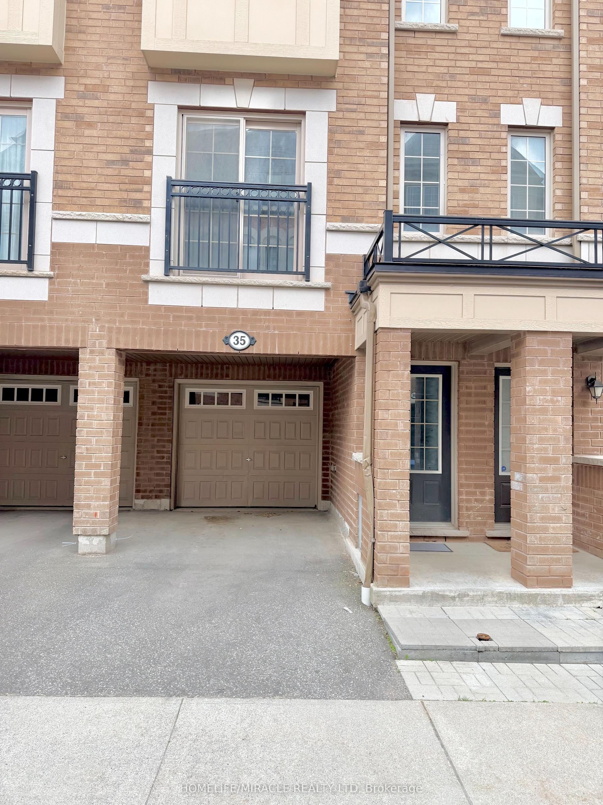 35 Glenstal Path 265 #265, Oshawa — Condo Town for sale, photo 1