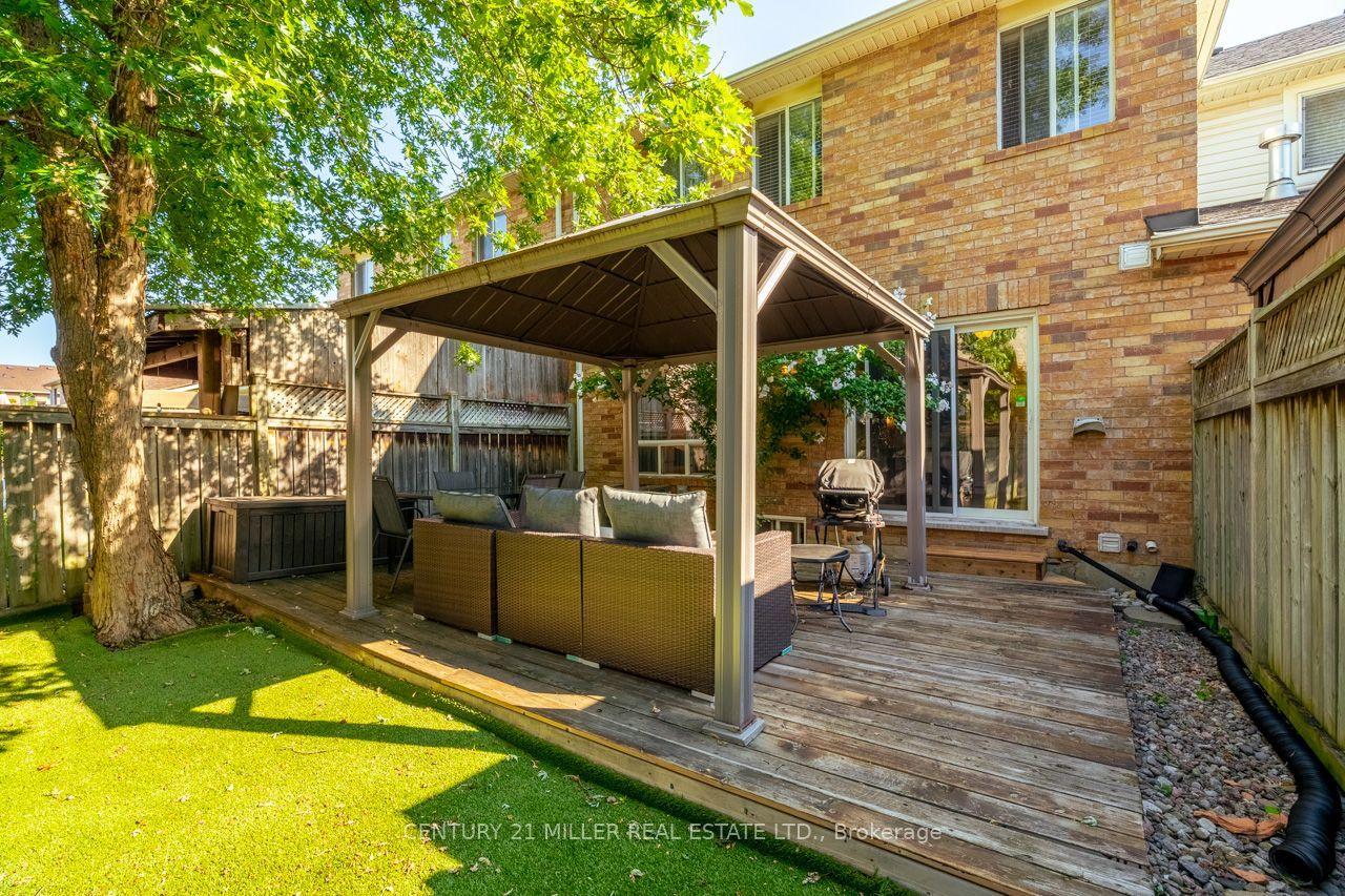 432 Bundy Drive, Milton — Townhouse for lease, photo 1