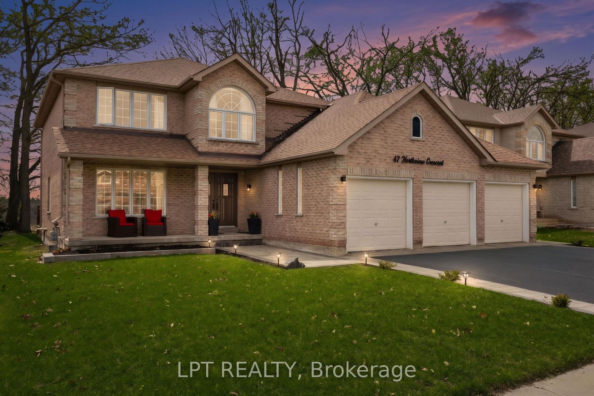 47 Northview Crescent — photo 1