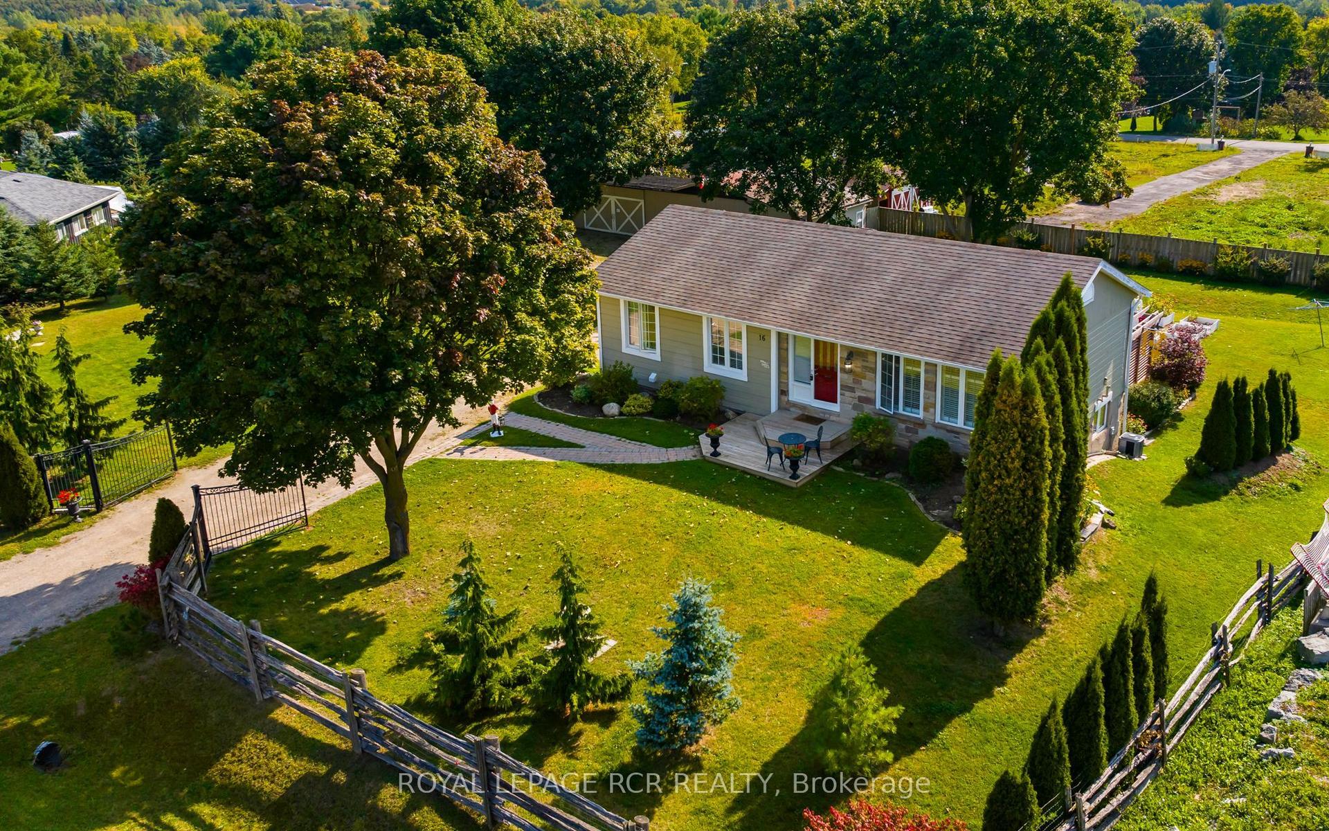 16 Barbour Drive — photo 1