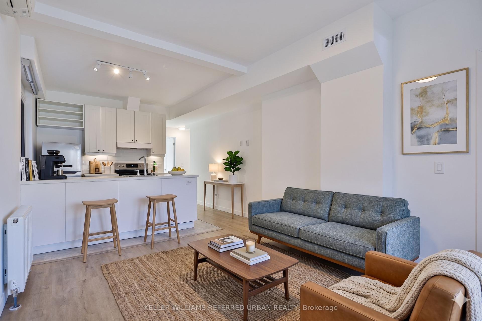 786 Gladstone Avenue Main #Main — photo 1