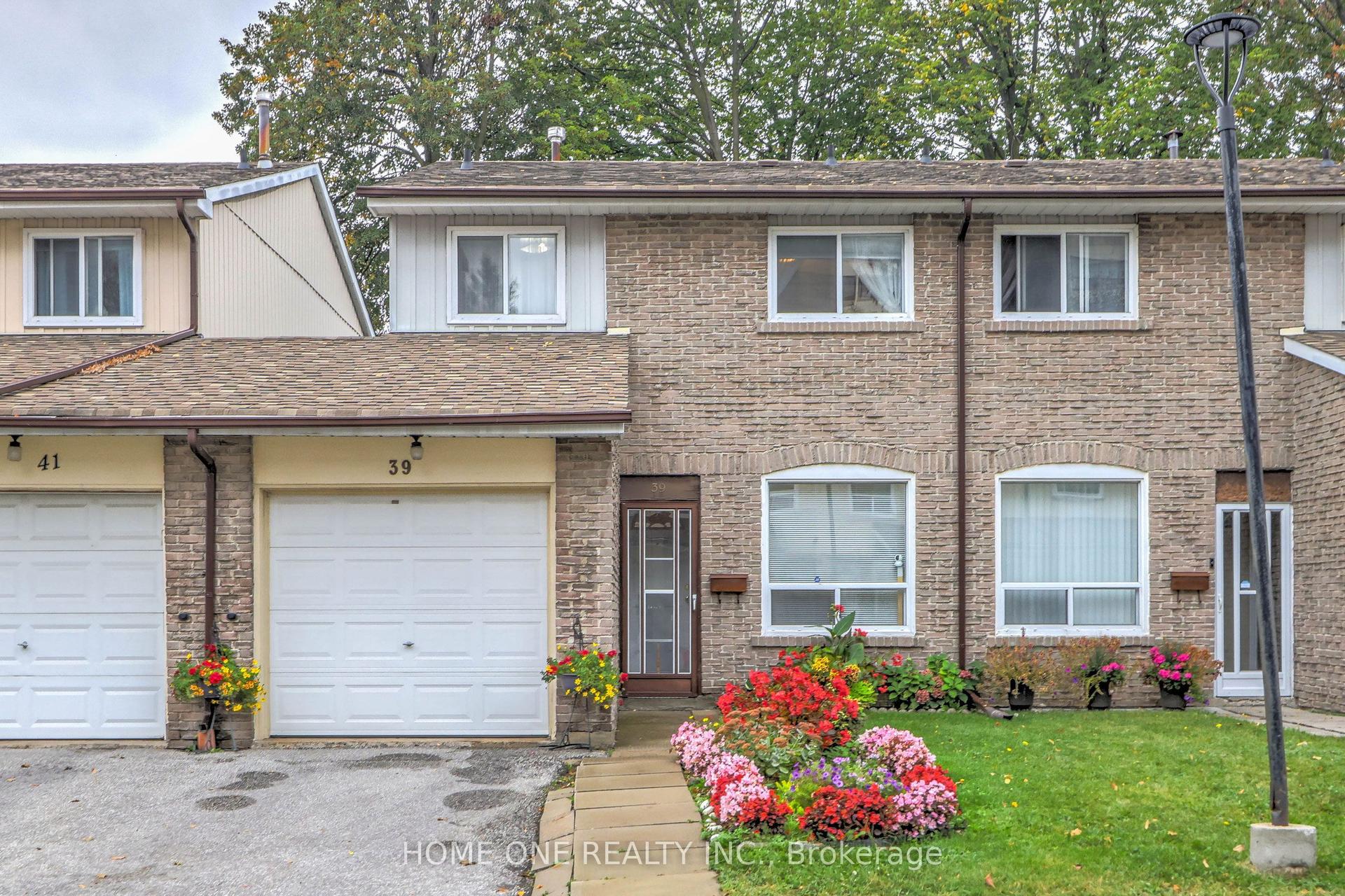 44 Chester Le Boulevard 39 #39, Toronto — Condo Town for sale, photo 1