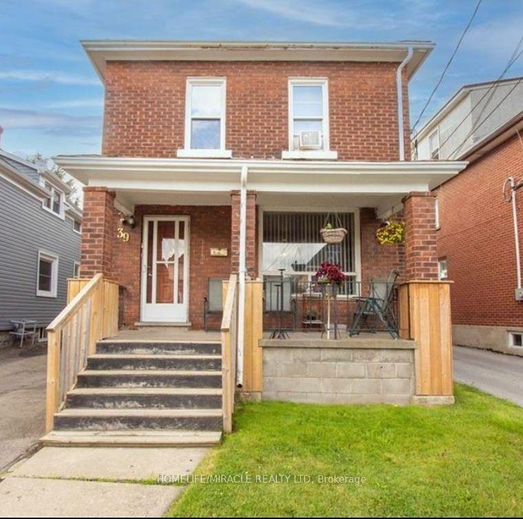 39 Park Street, Welland — Detached for sale, photo 1