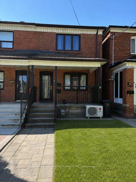 3 Lanark Avenue Main #Main — photo 1