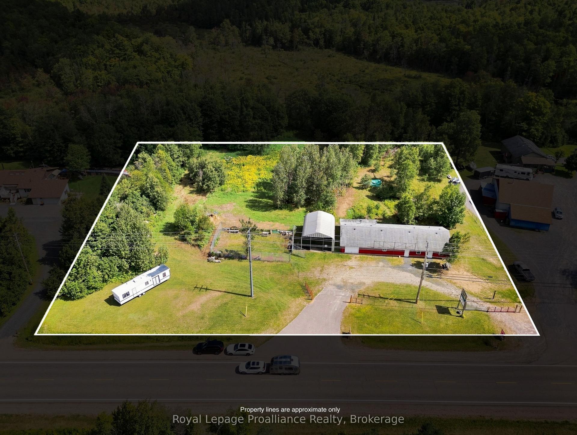 12541 Highway 41, Addington Highlands — Commercial for sale, photo 1