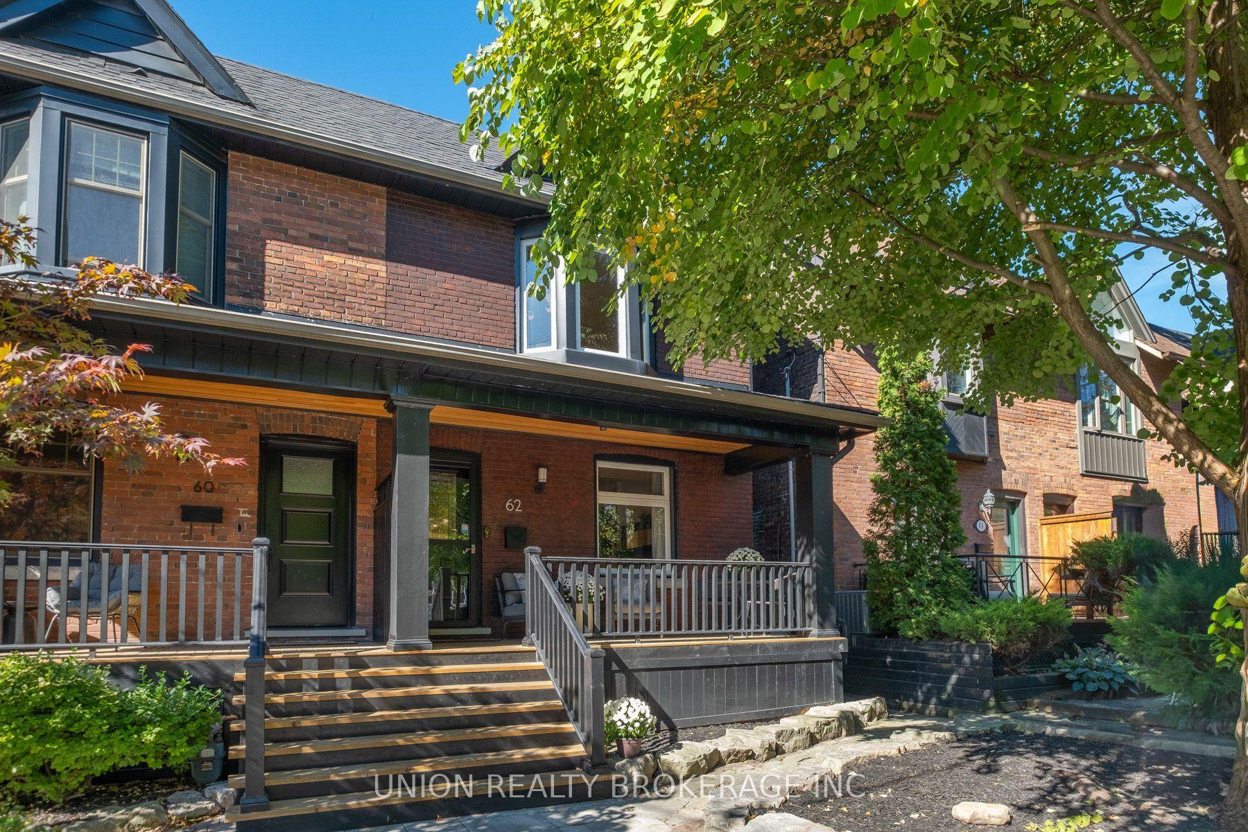 62 Bertmount Avenue, Toronto — Semi-Detached for sale, photo 1