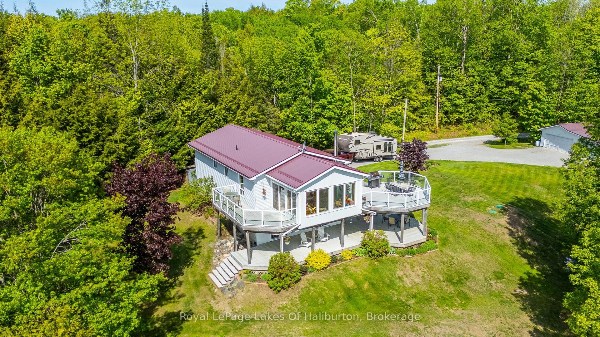 1123 Balmoral Lane — photo 1