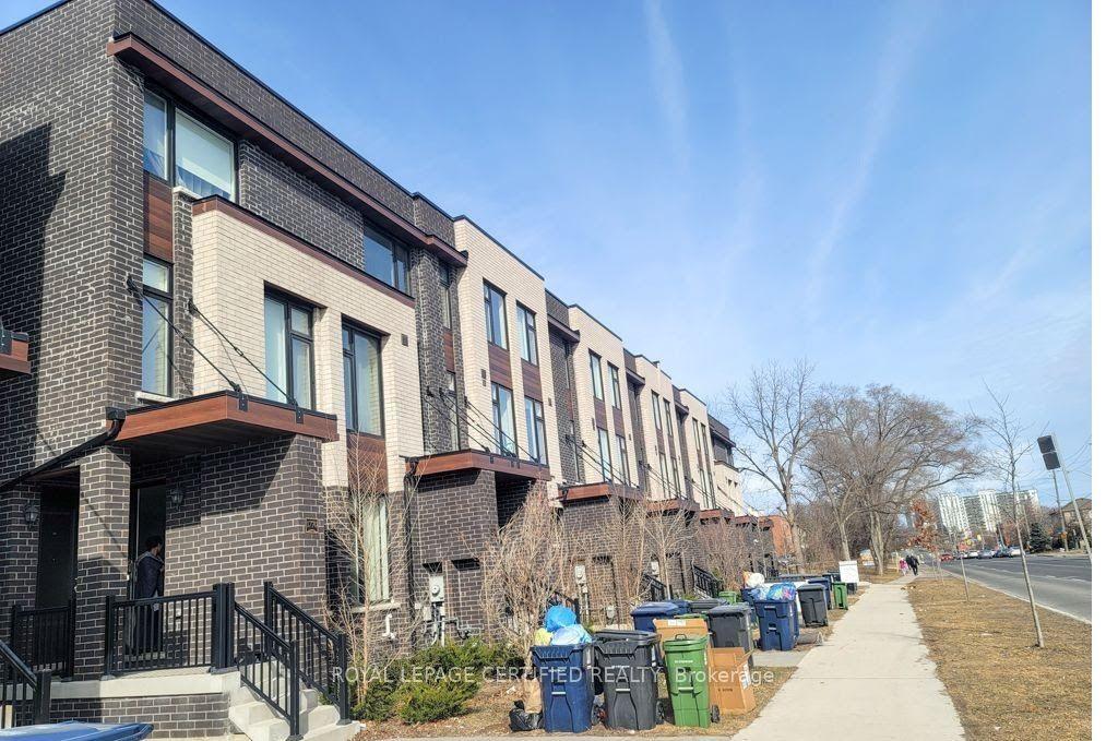 1762A Lawrence Avenue W Room 1 #Room 1 — photo 1