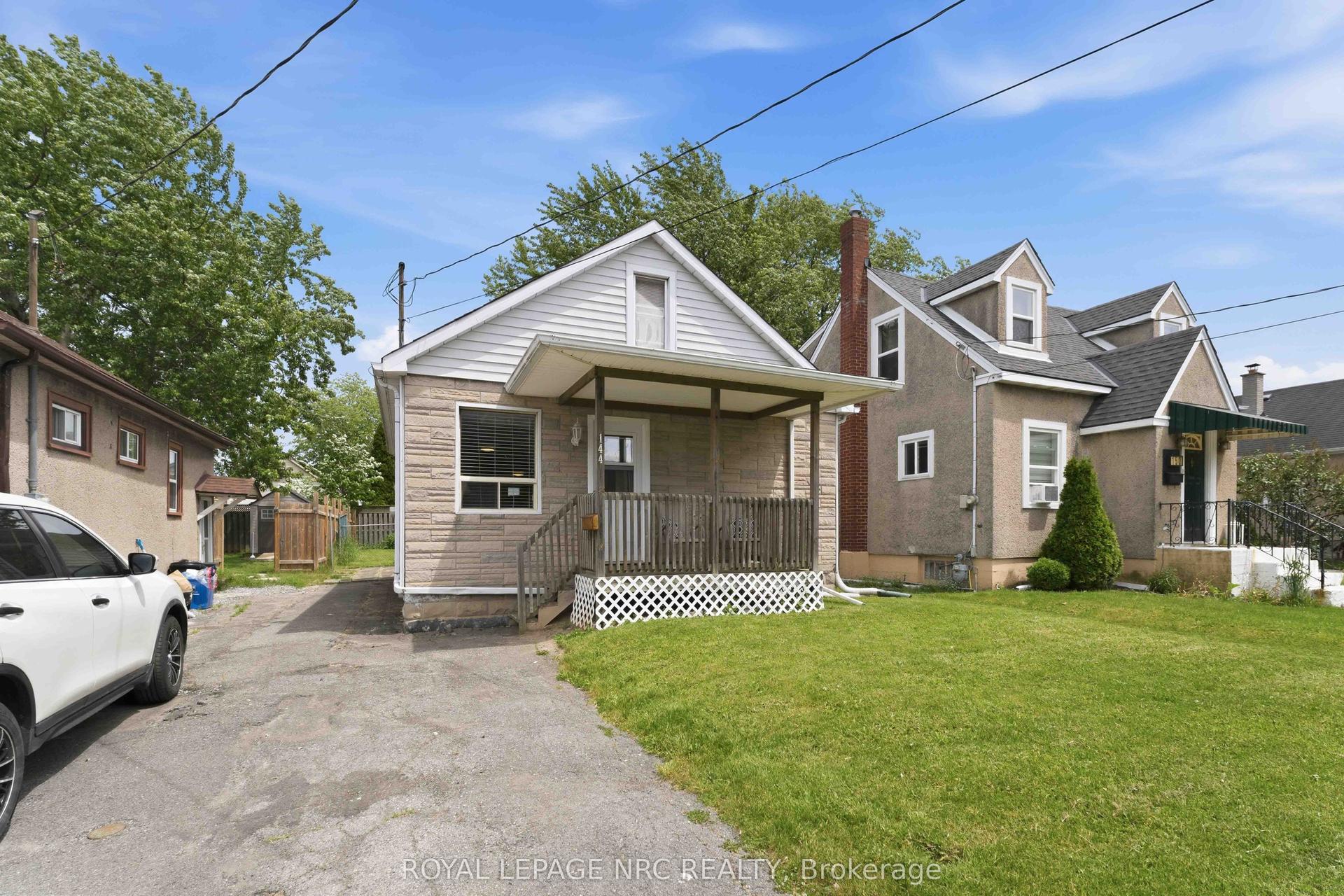 144 Mcalpine Avenue S, Welland — Detached for sale, photo 1
