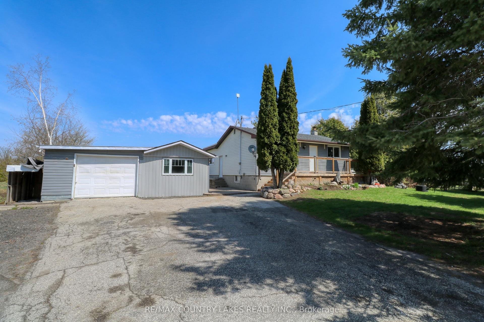 126 Mcguire Beach Road — photo 1