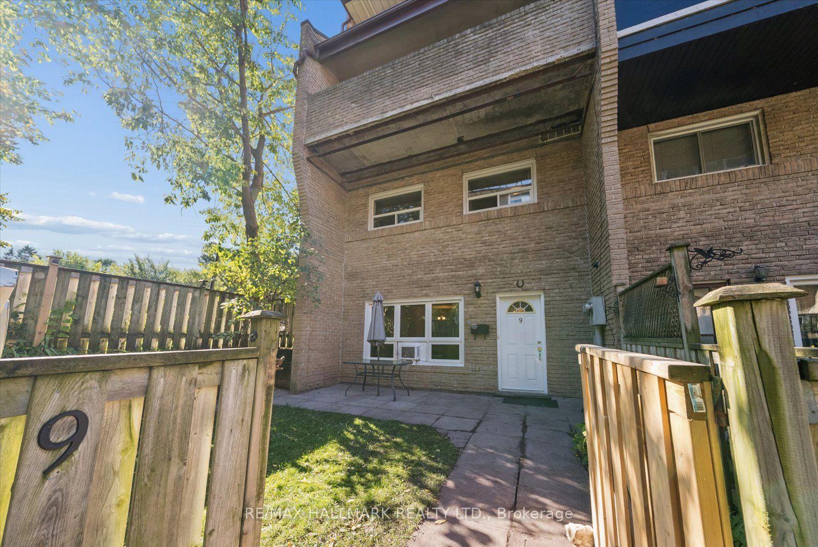 91 Muir Drive 9 #9, Toronto — Condo Town for sale, photo 1