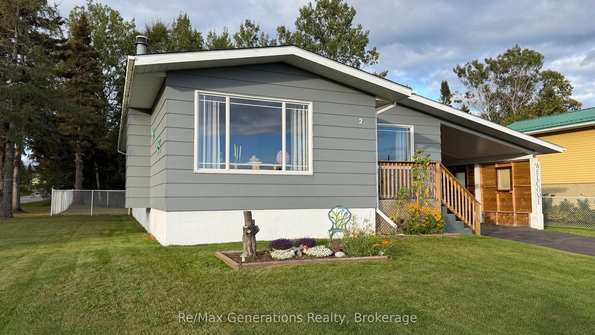 2 Cavanaugh Crescent S, Terrace Bay — Detached for sale, photo 1