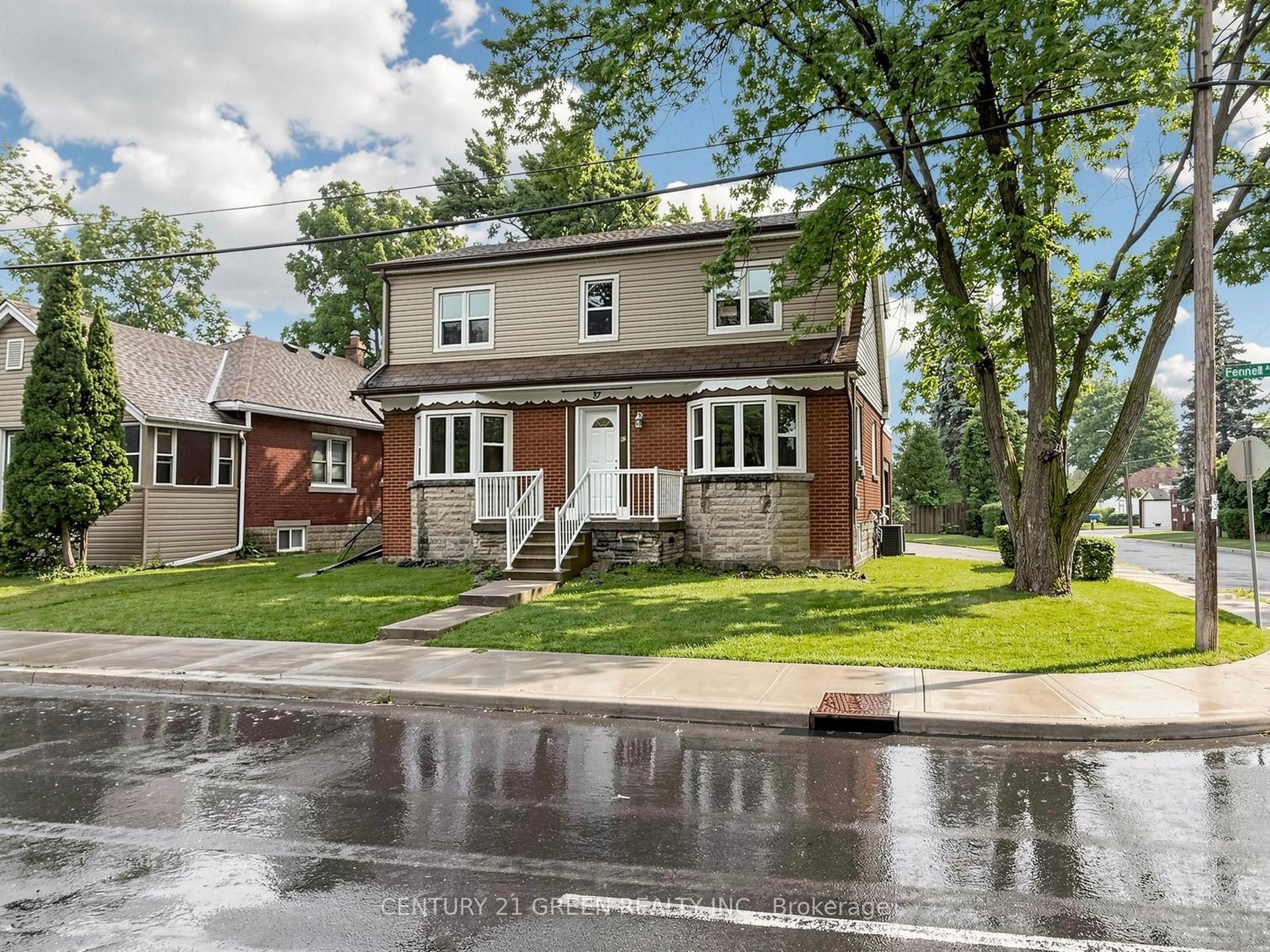 87 Fennell Avenue W — photo 1