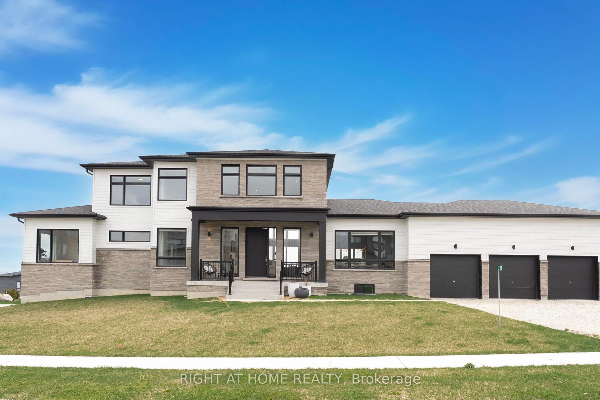 110 Sladden Court — photo 1