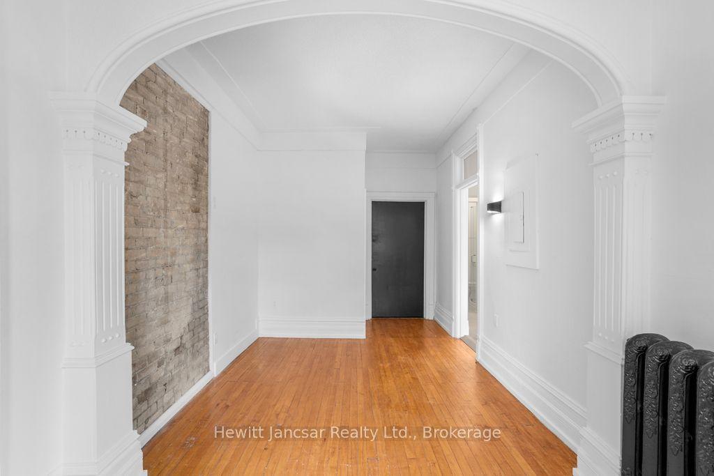 33 Light Street 5 #5, Woodstock — Multiplex for lease, photo 1
