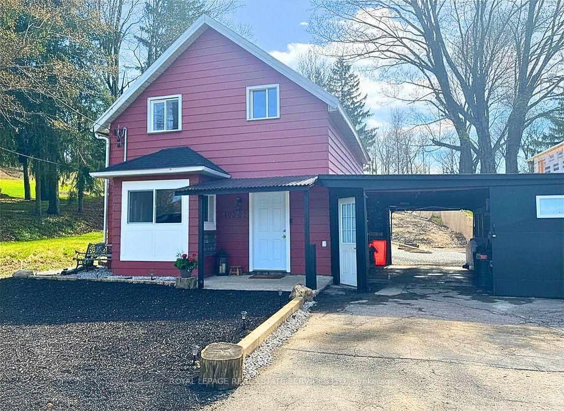 19772 Airport Road — photo 1