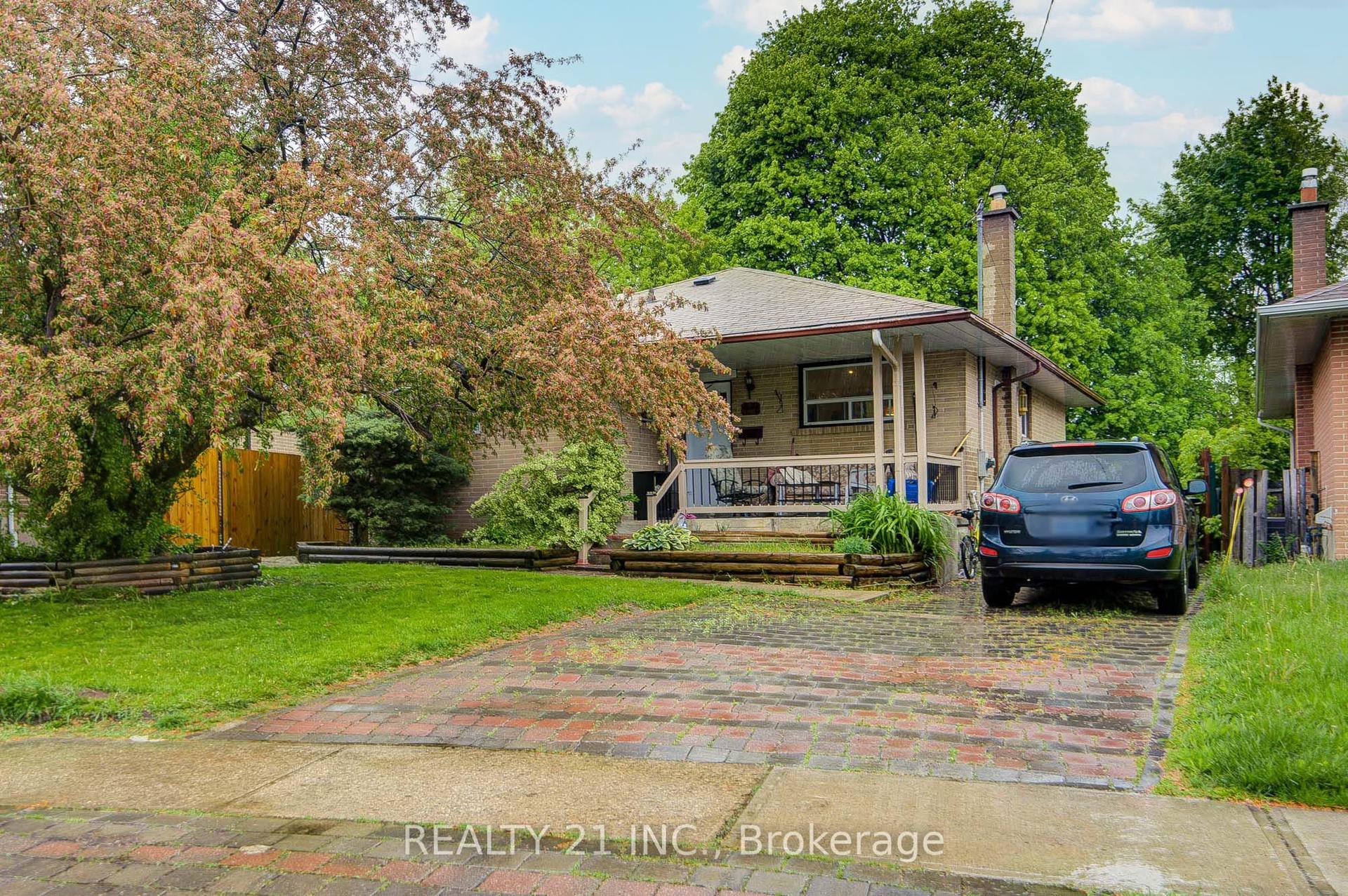 44 Sundance Crescent, Toronto — Detached for sale, photo 1