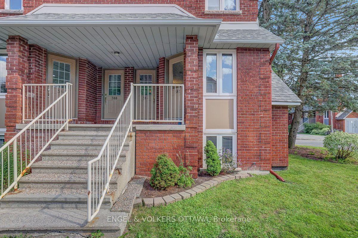 382 Briston Private 1 #1, Hunt Club - South Keys and Area — Condo Town for lease, photo 1