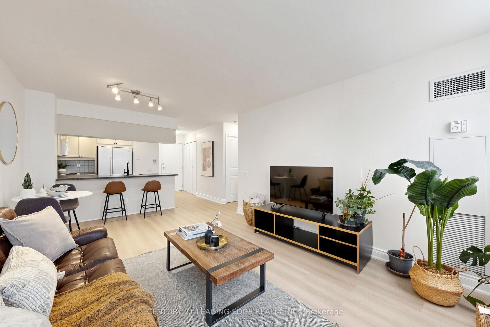 15 Northtown Way 328 #328, Toronto — Condo for sale, photo 1