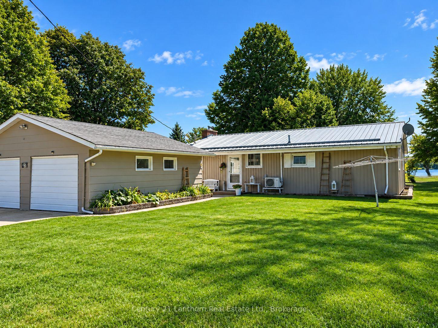 27 Willow Point Road, Brighton — Detached for lease, photo 1