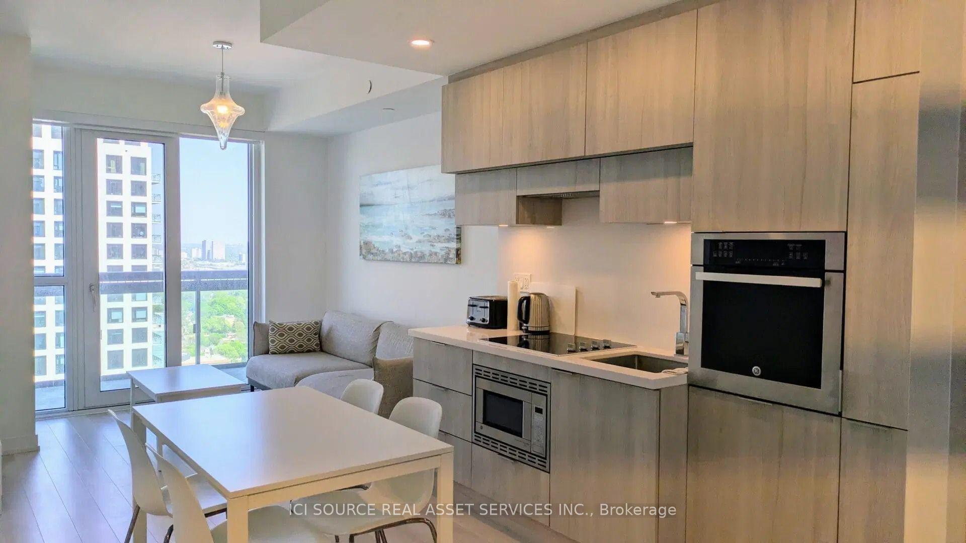 39 Roehampton Avenue 3210 #3210 — photo 1