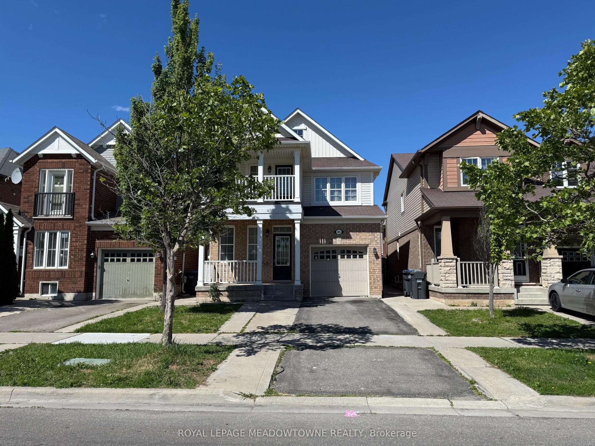 45 Bleasdale Avenue — photo 1