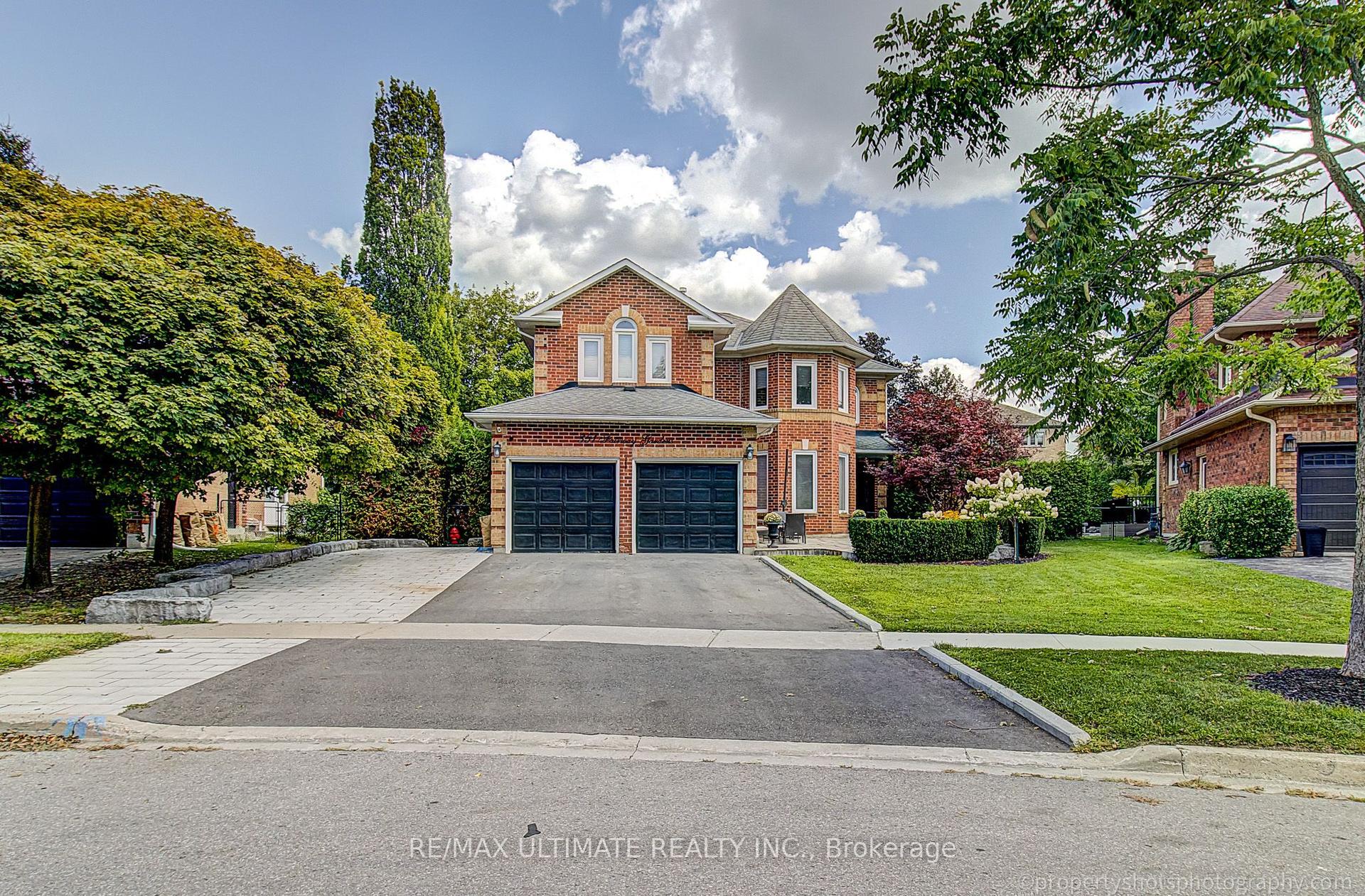 351 Fairway Gardens, Newmarket — Detached for sale, photo 1