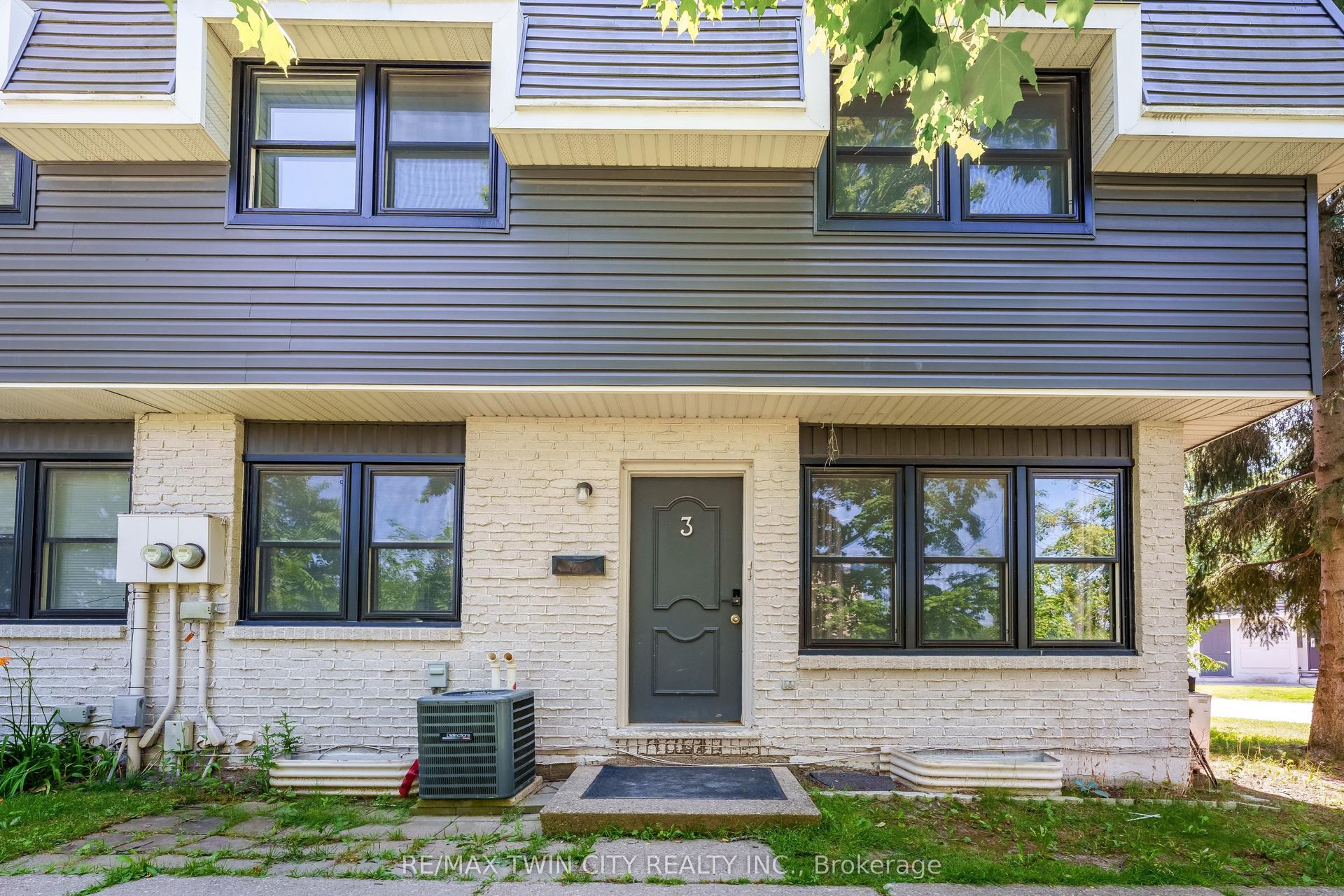 513 Quiet Place 3 #3, Waterloo — Condo Town for sale, photo 1