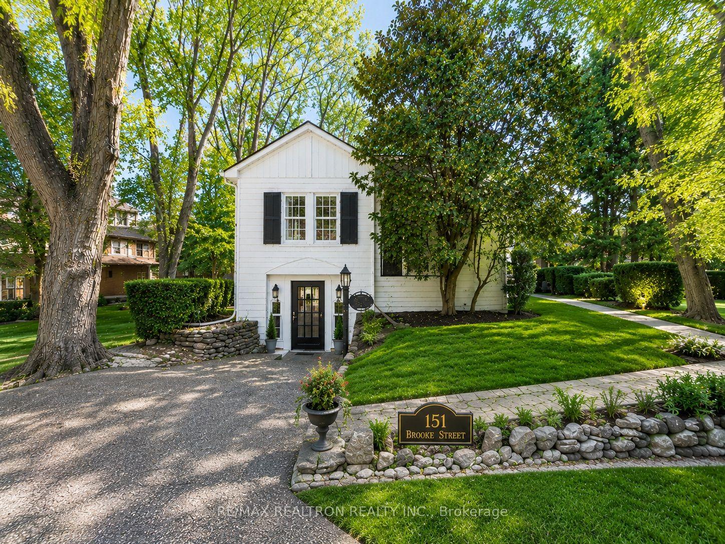 151 Brooke Street, Vaughan — Detached for sale, photo 1