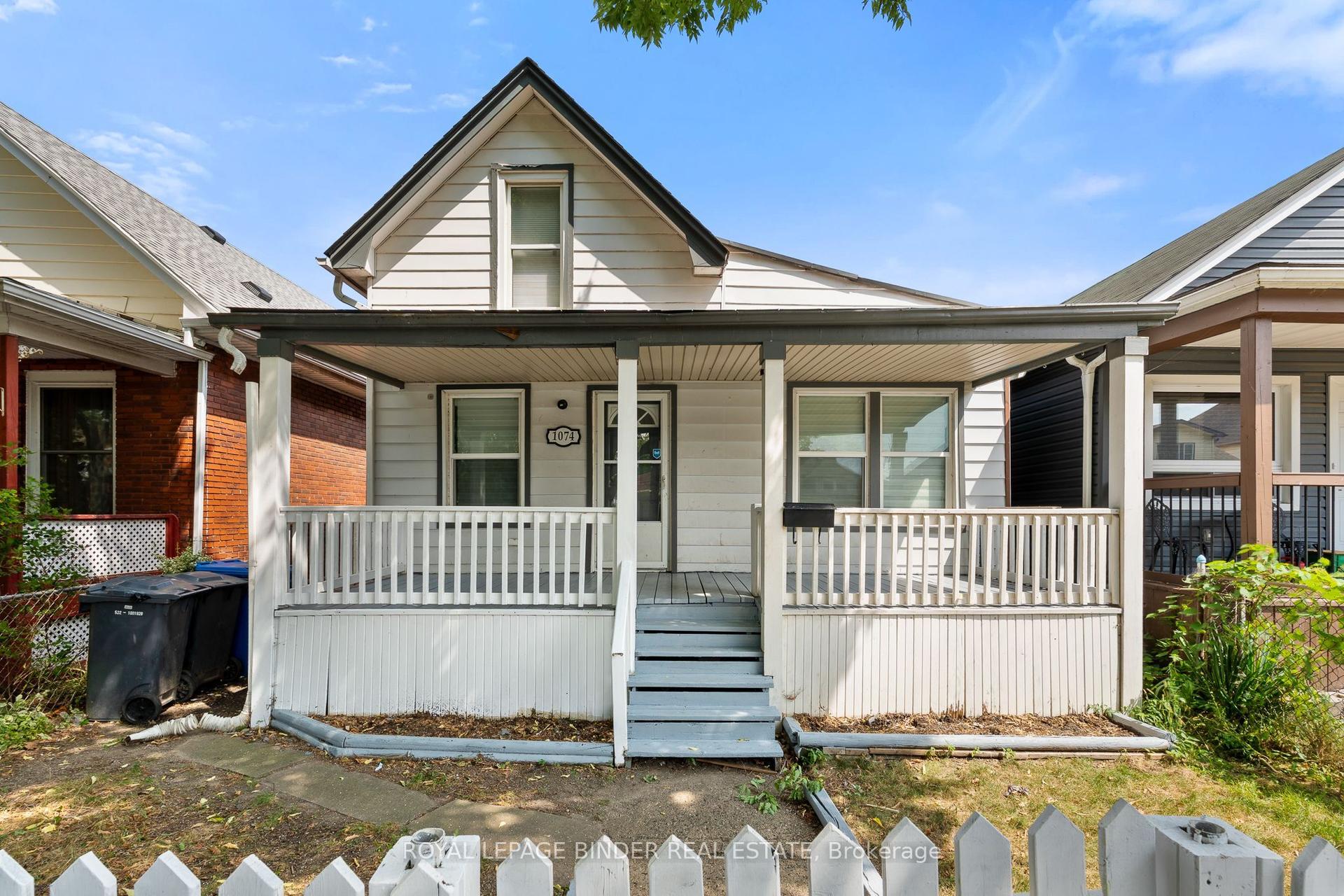 1074 Hickory Road, Windsor — Detached for sale, photo 1
