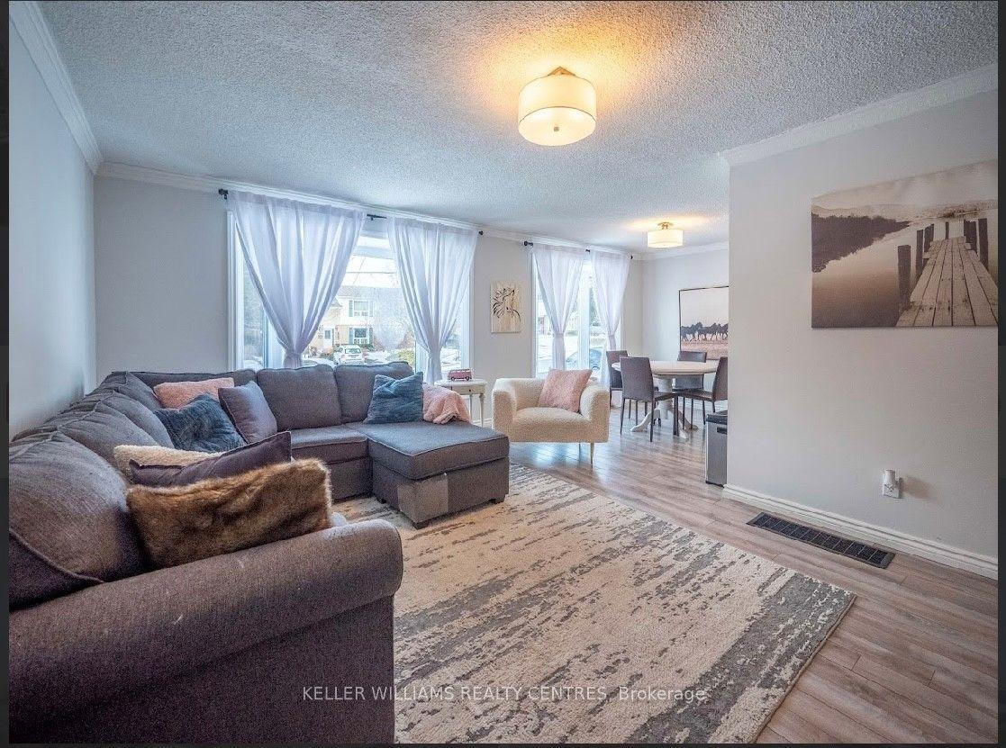 807 Greenfield Crescent Upper #Upper, Newmarket — Detached for lease, photo 1