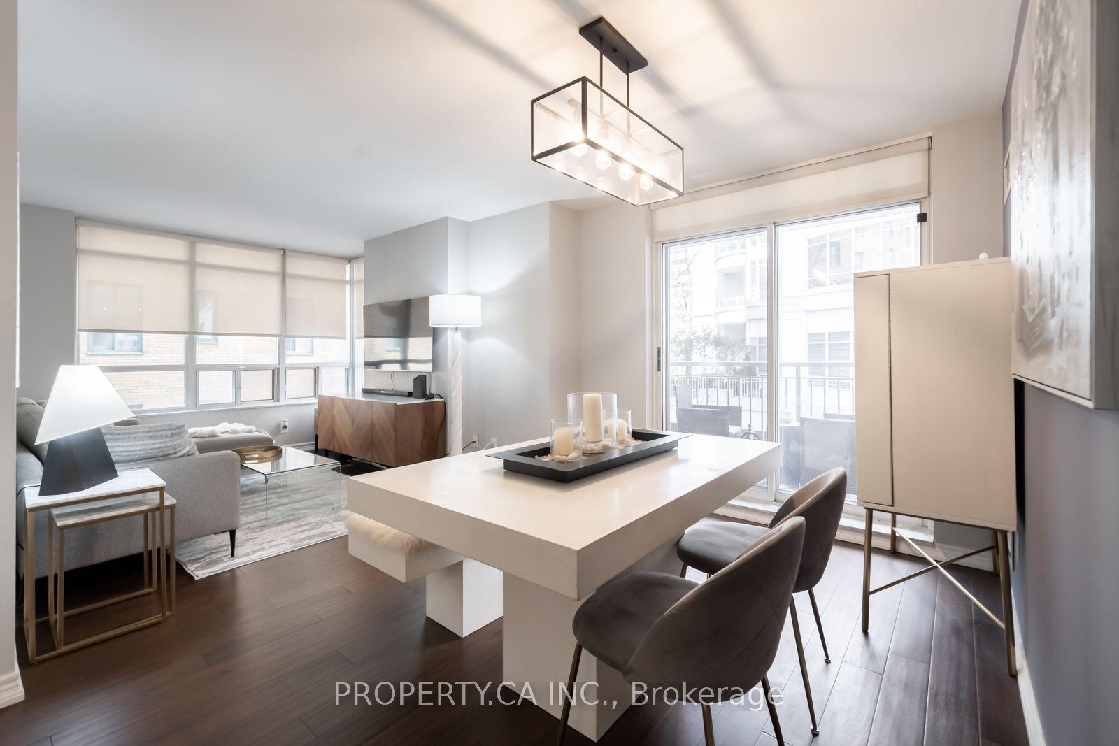 60 St Clair Avenue W 202 #202, Toronto — Condo for sale, photo 1