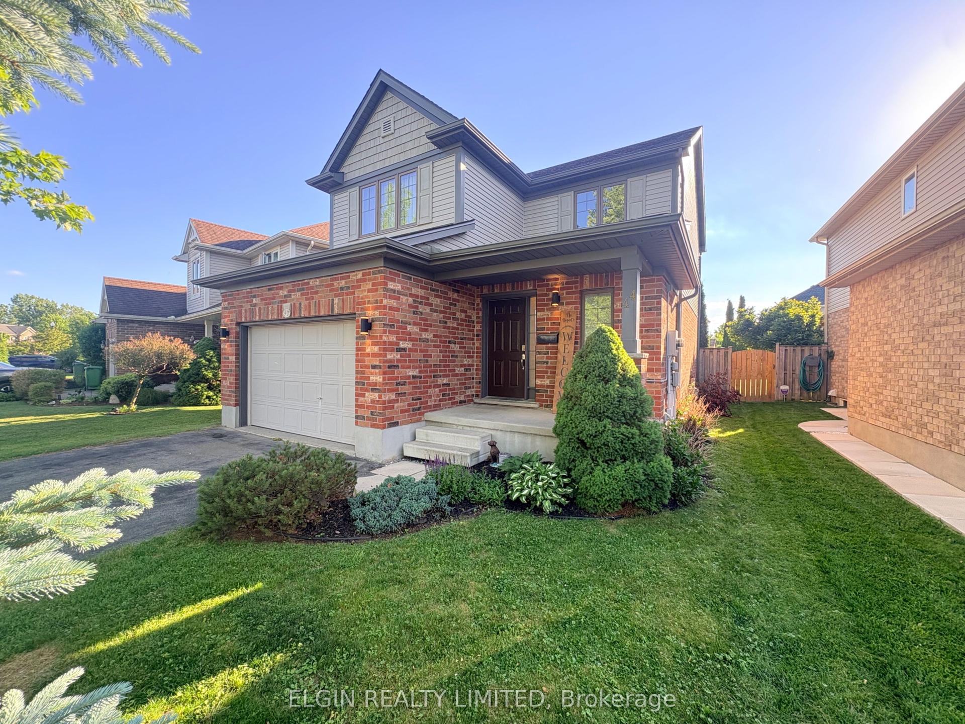 44 Peach Tree Boulevard — photo 1
