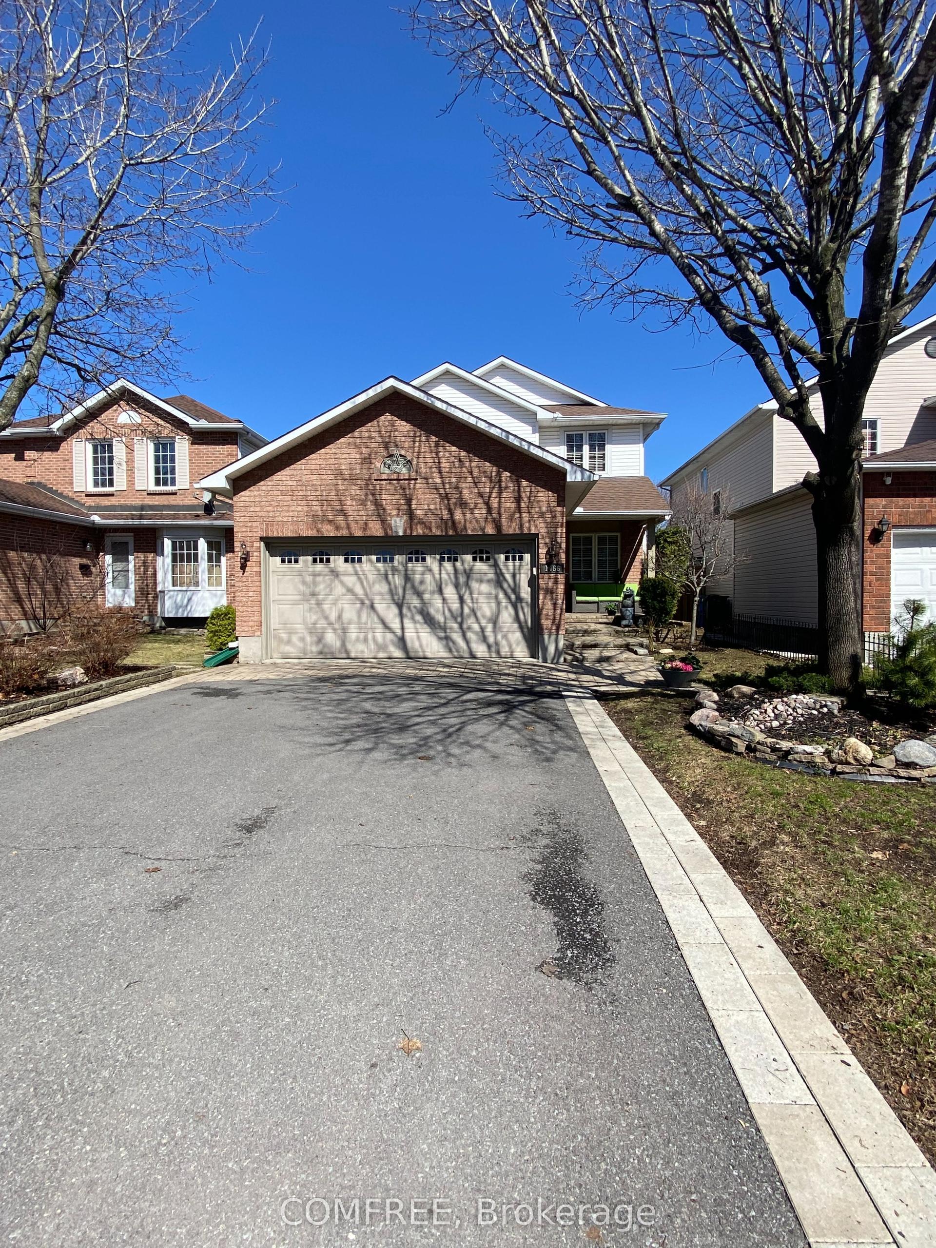 1466 Shawinigan Street — photo 1