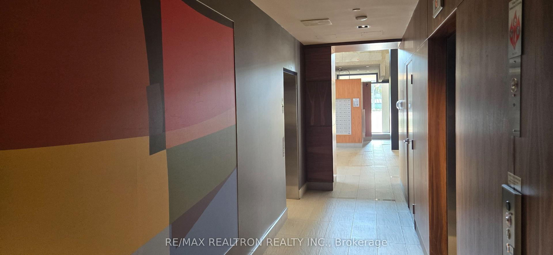 75 The Donway W 103 #103, Toronto — Condo for sale, photo 6