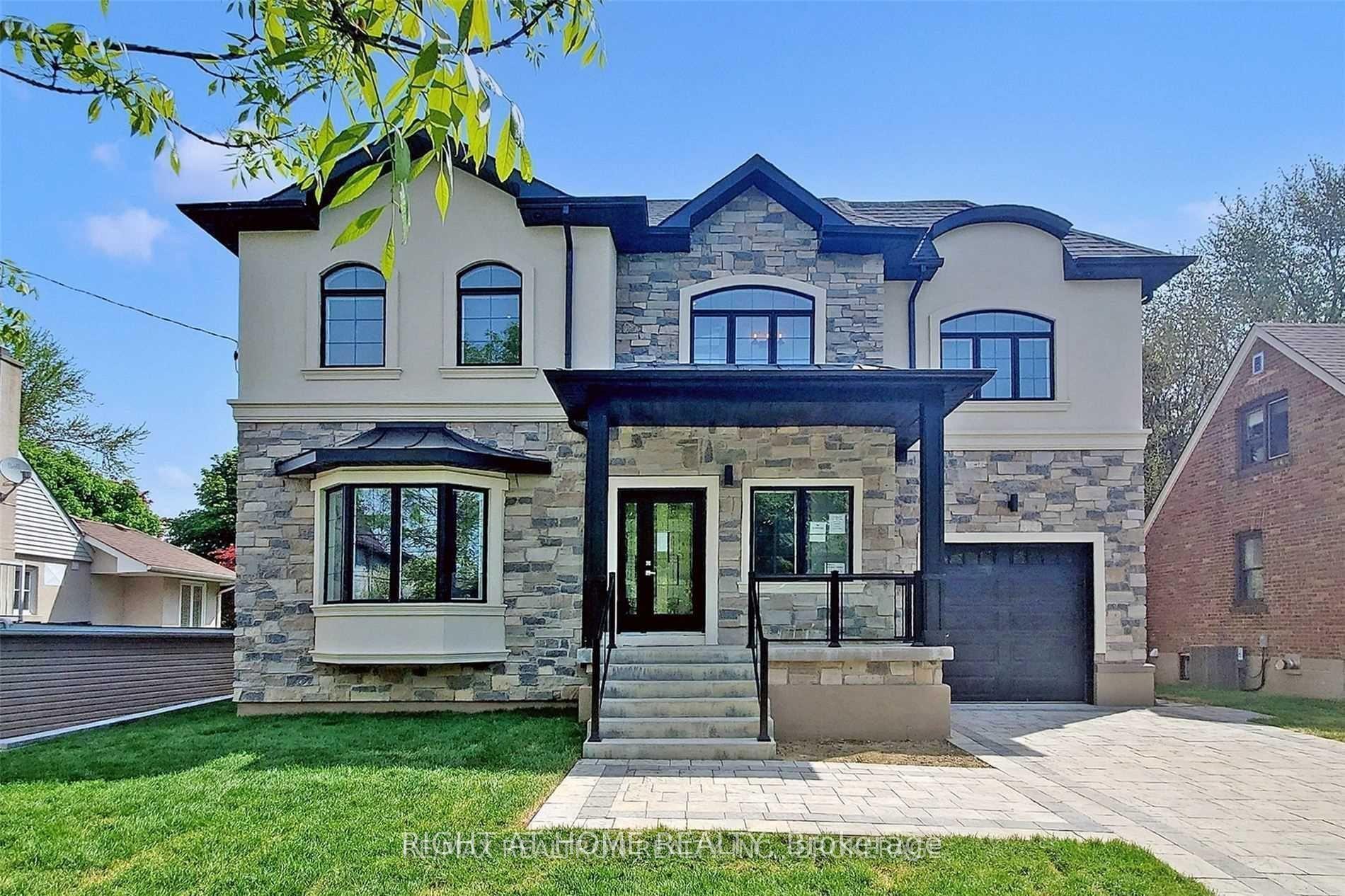 67 Scarborough Heights Boulevard, Toronto — Detached for sale, photo 1
