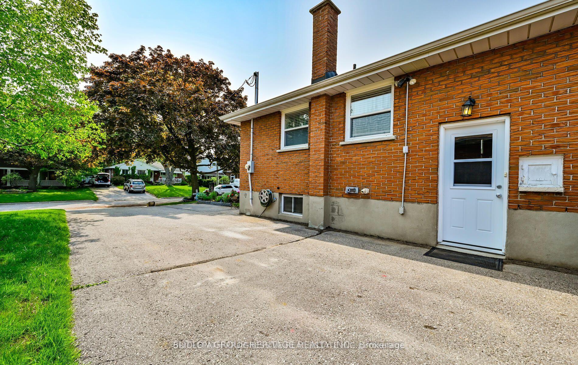 621 Wychwood Street, Oshawa — Detached for lease, photo 1