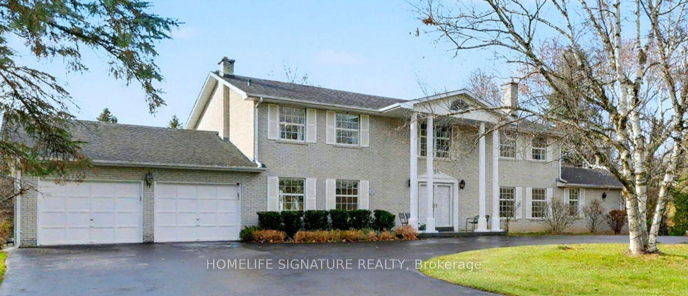 28 Walton Drive — photo 1