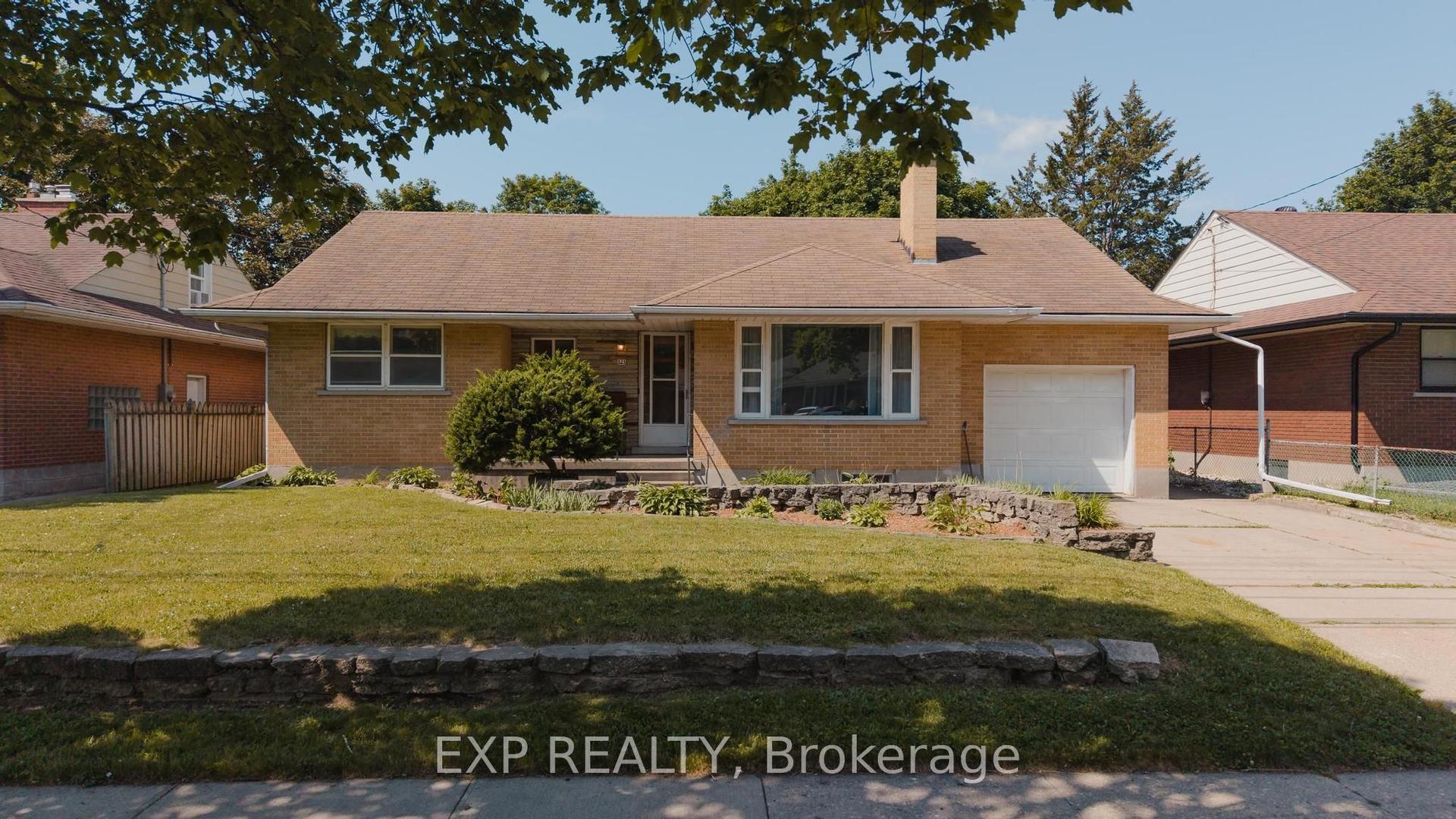223 River Road E — photo 1